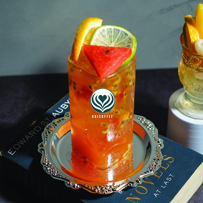 Fresh Fruit Tea